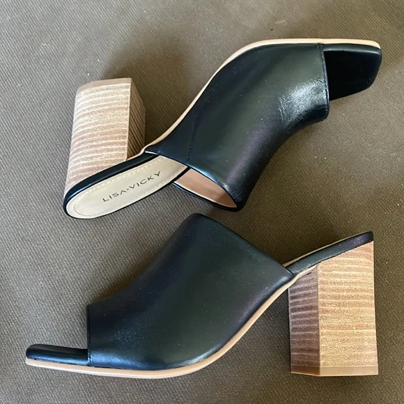 New in Box Nordstrom Block Heel Black Leather Mules size 7 - Picture 4 of 9